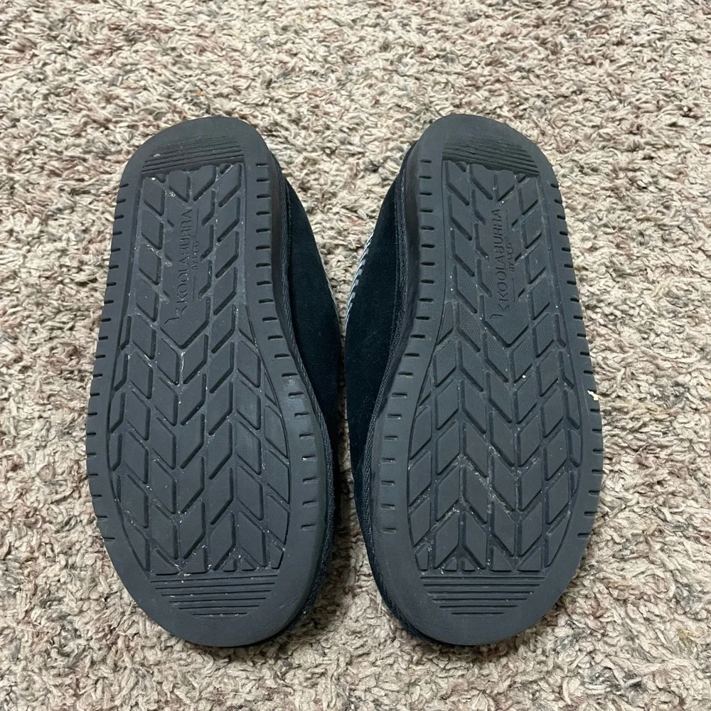 Koolaburra UGG‎ Kids Black Suede Shearling Lined Clog Slippers Size Unknown READ